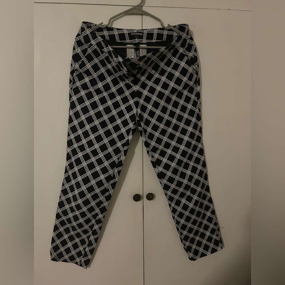 Express columnist size 6